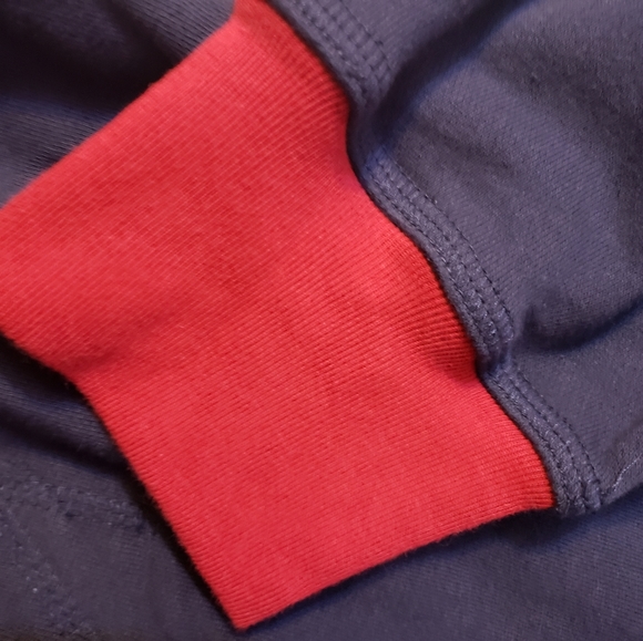 New Disney 40 year Anniversary Zipup hoody - Picture 13 of 14